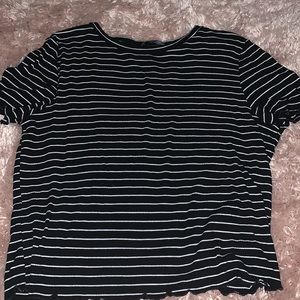 Charlotte Russe black and white striped shirt S:m